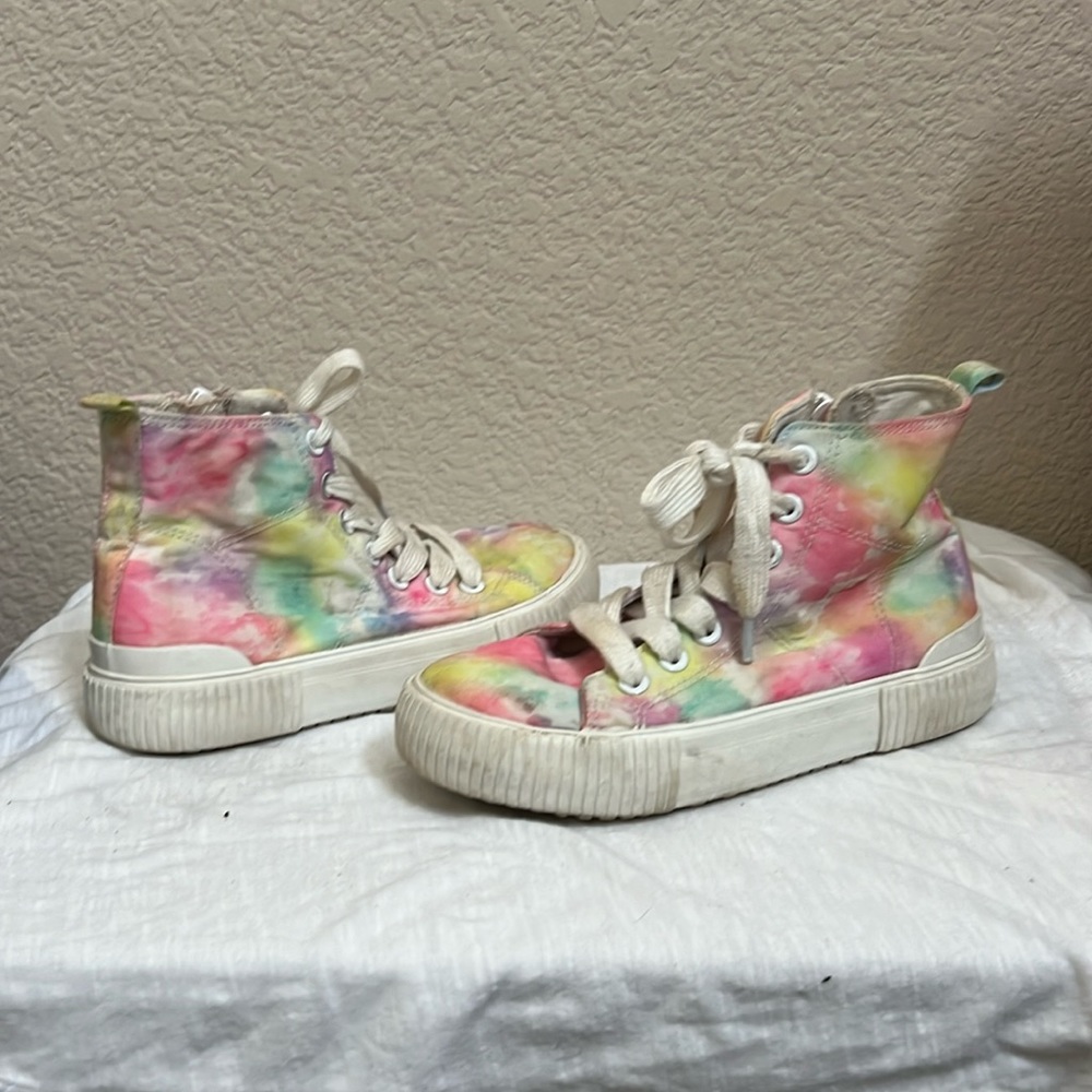 Cat & Jack high top sneakers